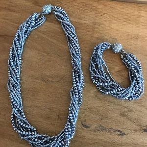 Necklace & bracelet set